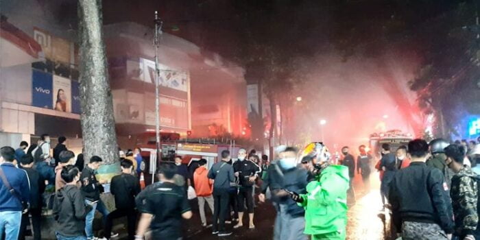 Mall BEC Kebakaran, Asap Tebal Sempat Kepung Pekerja