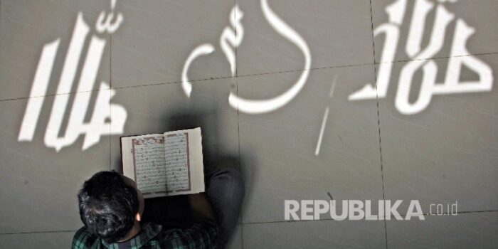 Agar Hidup Tenteram dan Doa Cepat Terkabul, Jadilah Hamba Kecintaan Allah