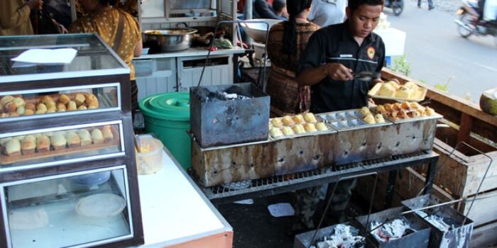 Jangan Sampai Terlewat! Ini Tiga Kedai Kue Balok Paling Hit di Bandung