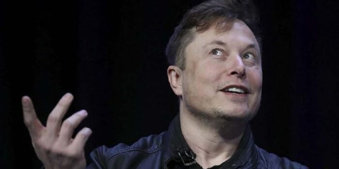 Wow! Elon Musk Awalnya Berminat Bikin Mobil Kapal Selam, Lho