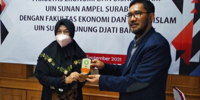 Kunjungan UIN Surabaya ke UIN Bandung untuk Benchmarking FEBI