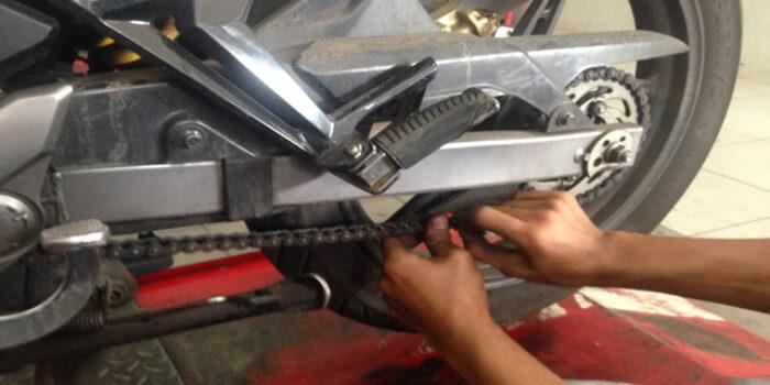 2 Langkah Merawat dan Mengganti Rantai Sepeda Motor