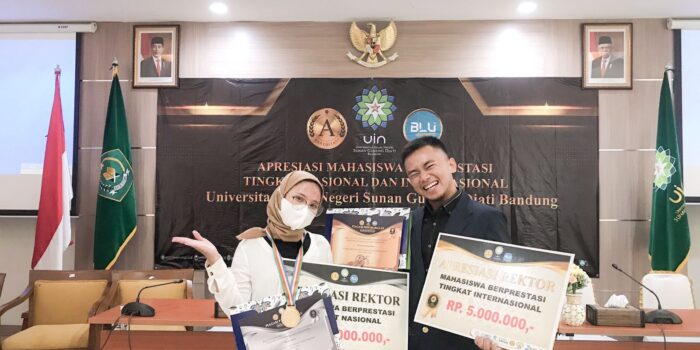 Harumkan Almamater, Nenden Servia Dapat Apresiasi dari Rektor UIN Bandung