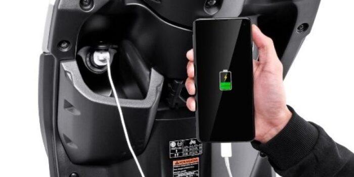 Cara Mudah Merawat Electric Power Socket Sepeda Motor Yamaha Gear 125