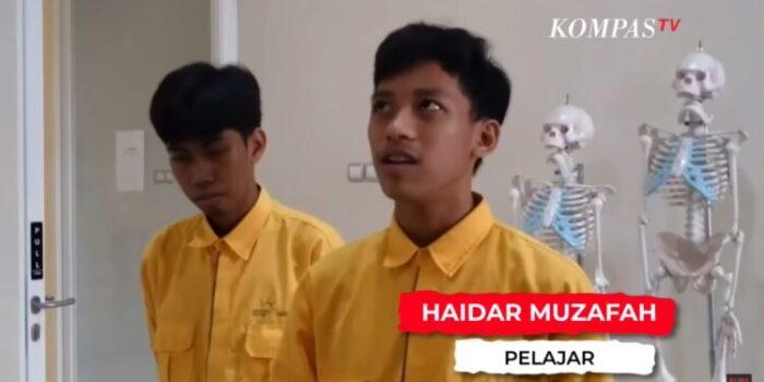 2 Pelajar SMA Muhammadiyah Olah Limbah Kelapa Muda Jadi Energi Listrik