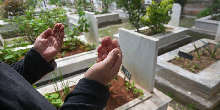 Hukum Mendirikan Bangunan di Atas Kuburan