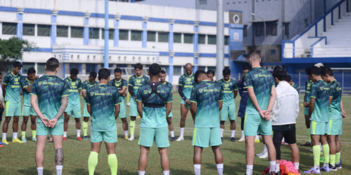 Meski Liga 1 Ditunda, Luis Milla Tetap Berusaha Jaga Mental Persib