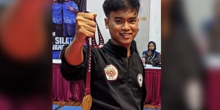 Mahasiswa Teknik Informatika UM Bandung Raih Medali Emas Pencak Silat Tingkat Nasional