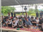 Masjid Grand Asrilia Hotel Penuh, Sekum PP Muhammadiyah Sholat Jumat di Halaman