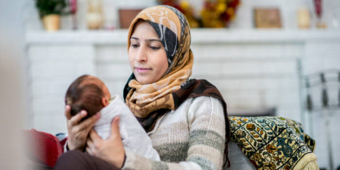 Peran Suami Saat Kondisi Ibu Menyusui Anak