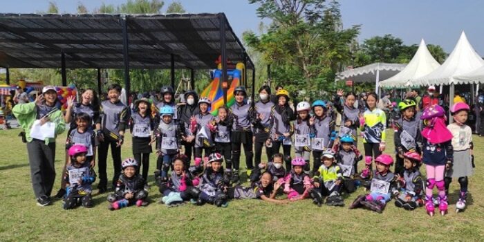 10 Atlet Sepatu Roda BTIS Borong Medali dalam Skate Cross Competition