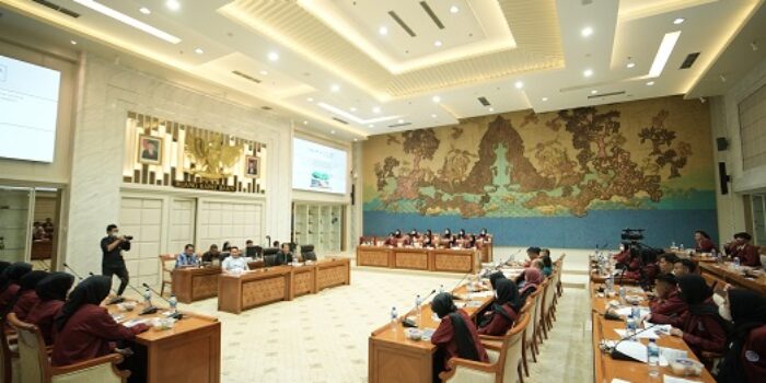 Meningkatkan Potensi Mahasiswa, Prodi Administrasi Publik UM Bandung Kunjungi KPK dan DPR-RI