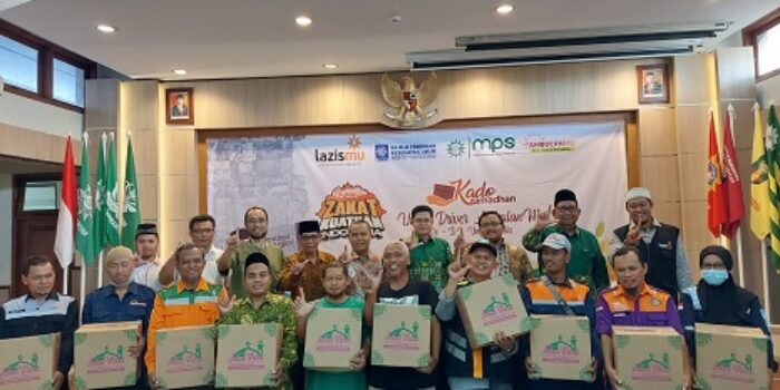 Sebanyak 210 Driver Ambulans MU Dapat Kado Ramadhan dari Lazismu DIY