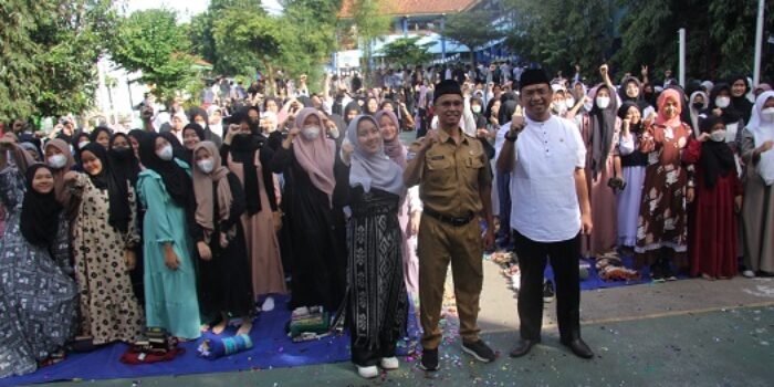 Senyuman 856 Siswa SMPN 46 Kota Bandung Sambut Berkah Ramadhan