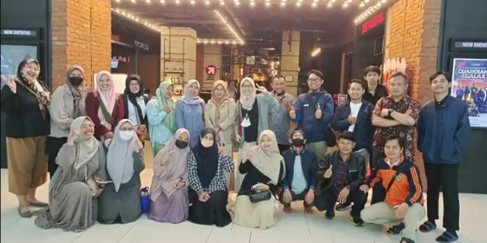 BTM Masjid Raya Mujahidin Bandung Gelar Nonton Bareng Film “Buya Hamka”