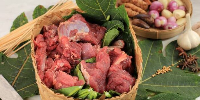 Disarankan Tidak Menggunakan Kresek Hitam Untuk Bungkus Daging Kurban