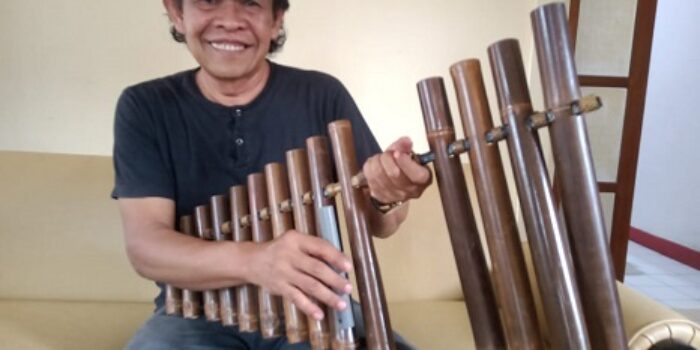 Seni Calung Kang Epot Tetap Eksis Menghibur Masyarakat Kota Bandung