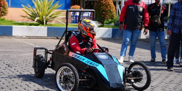Bersiap Tampil di KMLI, Unmuh Jember Luncurkan Mobil Listrik Karya Mahasiswa