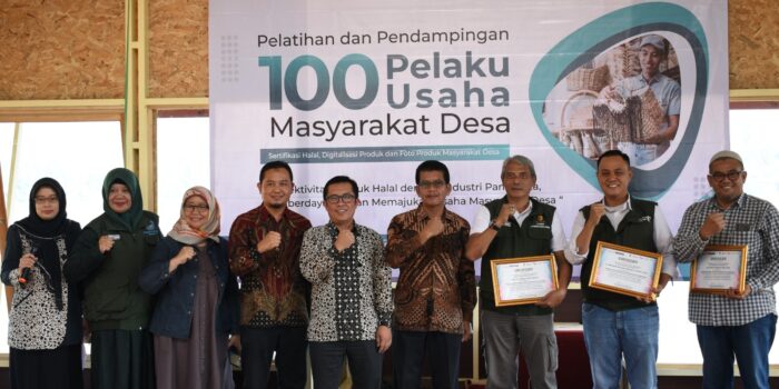 Prodi Eksyar UIN Bandung Lakukan Pendampingan 100 Sertifikasi Halal Gratis