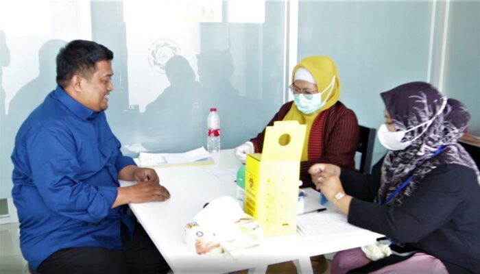 UM Bandung Gelar Skrining Kesehatan Dosen Hingga Tendik Untuk Cegah Berbagai Penyakit