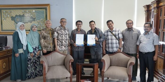 UM Bandung dan Ampera Jalin Kerja Sama Untuk Atasi Permasalahan Sampah