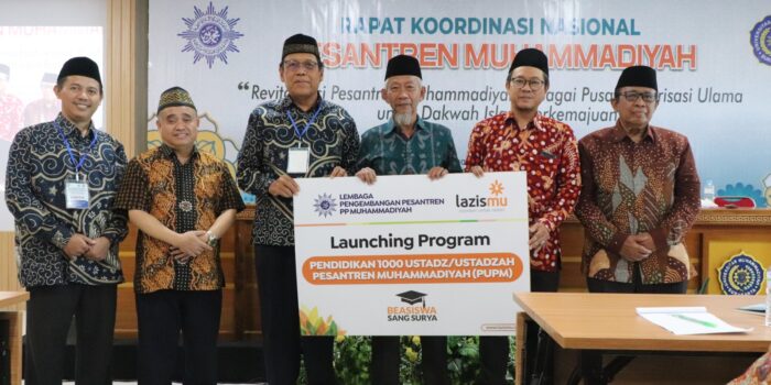 Bersama Lembaga Pengembangan Pesantren, Lazismu Luncurkan Beasiswa Untuk 1.000 Ustaz dan Ustazah
