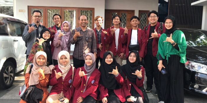 Mahasiswa KPI UM Bandung Tingkatkan Kemampuan Praktik Jurnalisitik di Ayobandung