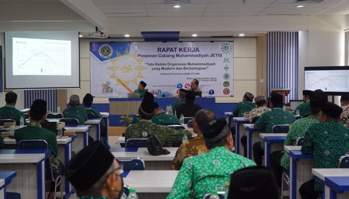 Sinergikan Program Kerja, PCM Jetis Gelar Raker Bersama Seluruh Majelis dan Lembaga