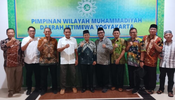 Bicarakan Berbagai Hal, Kabinda DIY Silaturahmi dengan Muhammadiyah Yogyakarta