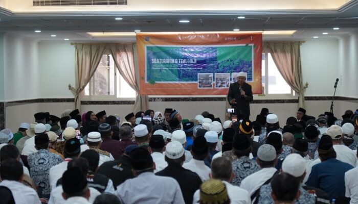 Temu Jemaah Haji Muhammadiyah di Makkah, Anwar Abbas Tekankan Pentingnya Fokus Ibadah