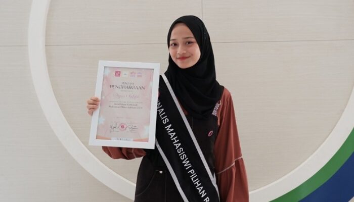 Top! Najma Fadhilah Terpilih Sebagai Mahasiswi Pilihan Rabbani 2024