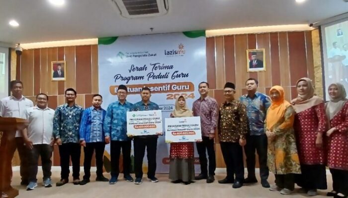 Lazismu Bantu 1.000 Guru Honorer di Daerah Terpencil