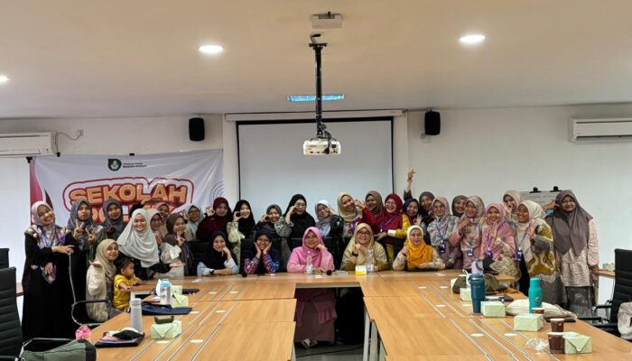 Kader Nasyiatul Aisyiyah Jabar Ikuti Sekolah Politik: Mengupas Perempuan dan Politik Kekuasaan di Indonesia