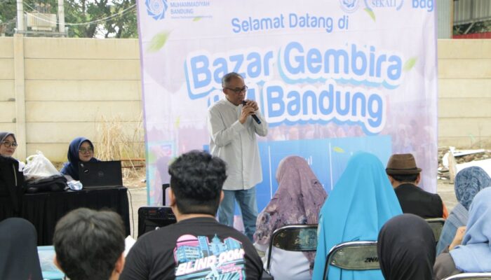 UM Bandung Gelar “Pasar Gembira” Sebagai Laboratorium Wirausaha dan Ajang Silaturahmi
