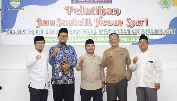 Jelang Idul Adha, JULEHA UIN Bandung dan MUI Buah Batu Gelar Pelatihan Juru Sembelih Halal