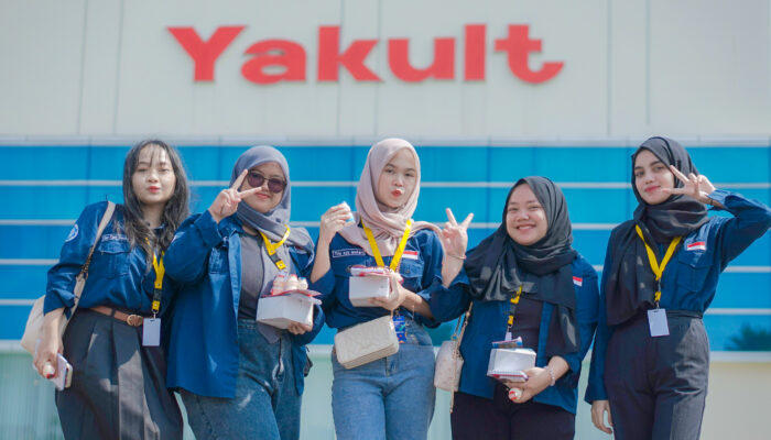 Company Visit Jadi Jembatan Teori dan Praktik Bagi Mahasiswa Manajemen UM Bandung