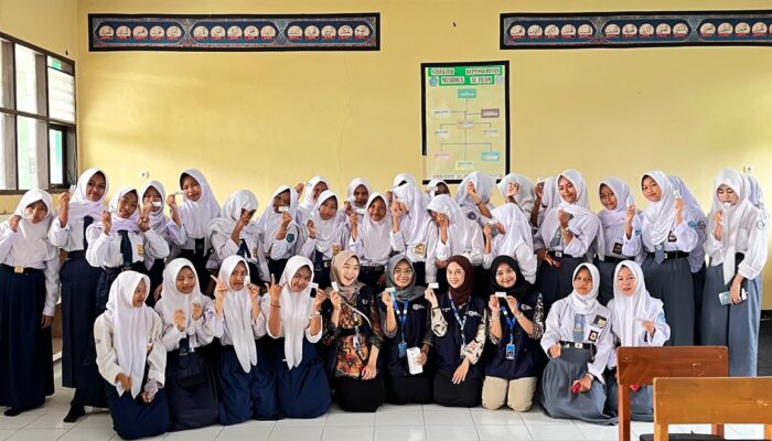 Mahasiswa KKN UM Bandung Edukasi Remaja Sumedang Tentang Pentingnya Cegah Anemia