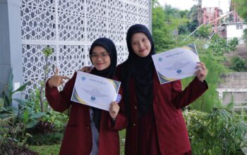 Tim Mahasiswa Psikologi UM Bandung Raih Juara Tiga Lomba Artikel Ilmiah Nasional