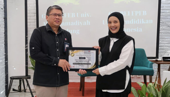 Galeri Investasi Syariah UM Bandung Sabet Penghargaan Tertinggi dari BEI Jawa Barat di IGC 2025