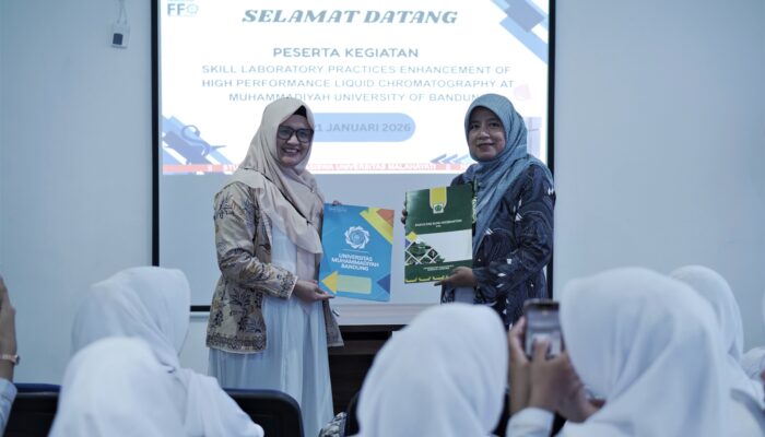 Fakultas Farmasi UM Bandung Jalin Kerja Sama dengan Fakultas Ilmu Kesehatan Universitas Malahayati