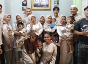Mahasiswa Non-Muslim UM Bandung Ini Ikut Rayakan Idul Fitri Bersama Keluarga Muslim