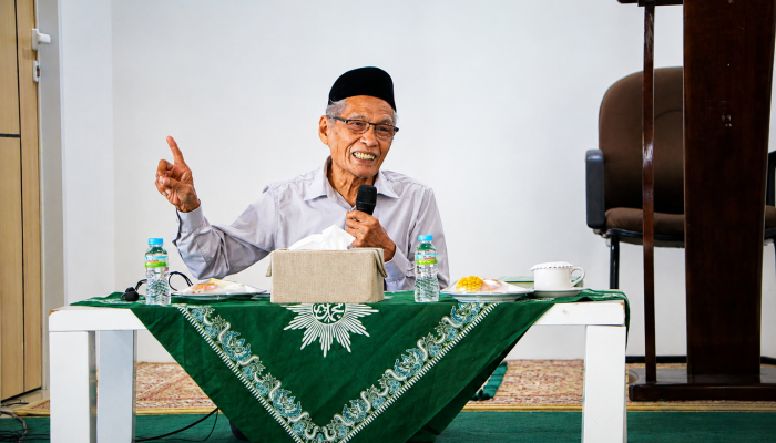 Tiga Dimensi Amal Saleh, Bekal Muslim Menjadi Pribadi Profesional dan Berintegritas