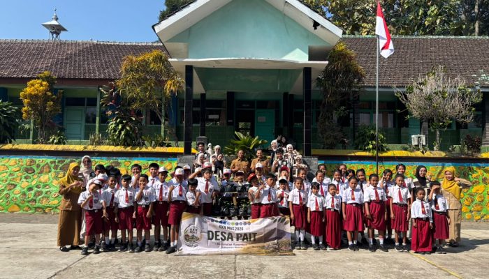 KKN-MAs Kelompok 22 Tanamkan Kemandirian Pangan Lewat Praktik Langsung di Sekolah