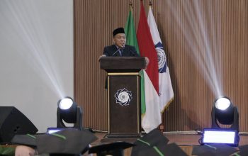 Setelah Wisuda, Saatnya Sarjana UM Bandung Membuktikan Manfaat Ilmu