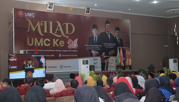 Mendikdasmen Abdul Mu’ti Minta Mahasiswa UMC Kuasai AI hingga Kepemimpinan