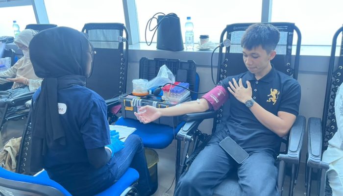 Donor Darah Jadi Aksi Nyata Mahasiswa Farmasi UM Bandung Bantu Sesama