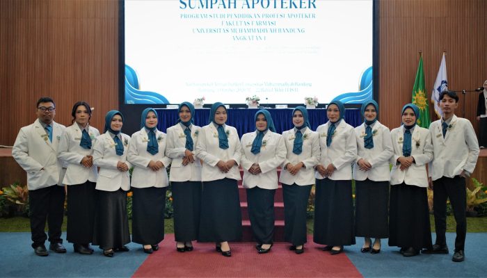Apoteker UM Bandung Dituntut Profesional, Berintegritas, dan Mampu Berkolaborasi