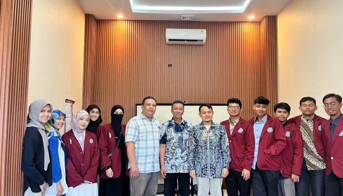 Ratusan Mahasiswa FAI UM Bandung Jalani PLP Dua Bulan di Berbagai Sekolah